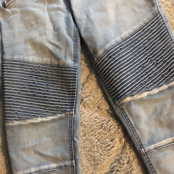 Jeans - Picture 3 of 6